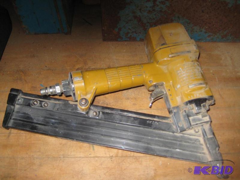 lot 76 image: Power Nailer (Air)