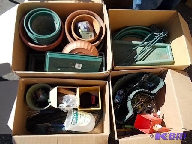 lot 48 image: Clay Pots, Plastic Pots, Planters, Gardening ...