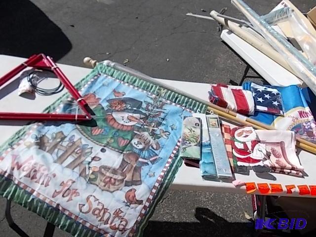 lot 52 image: 10 Flags, 2 Flagpoles, Snapbagger For Bagging...