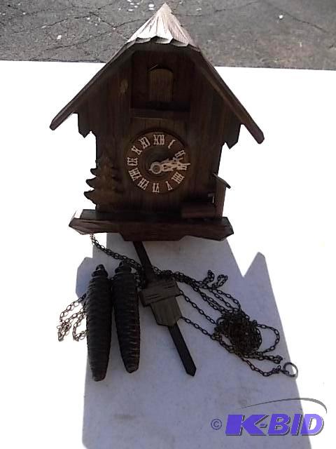 lot 83 image: Cuckoo Clock...