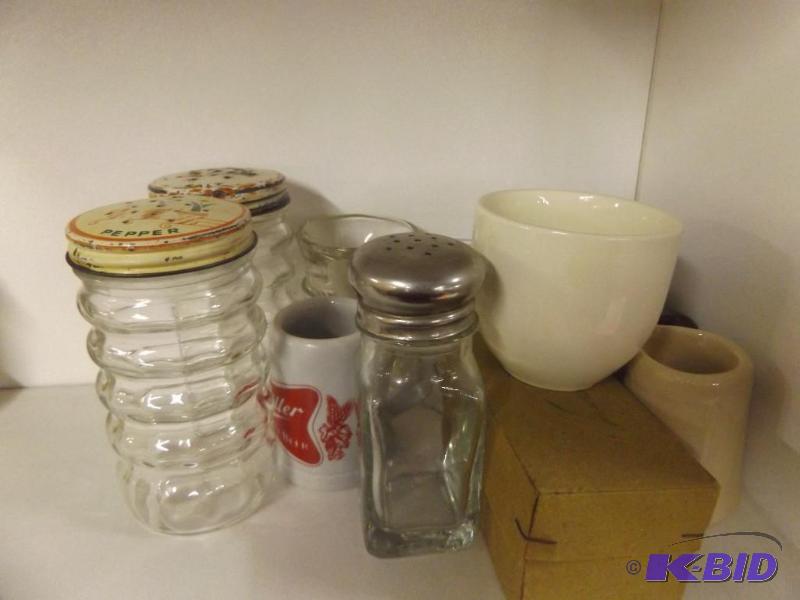 Salt and Pepper Shakers, mini Miller High Lif...