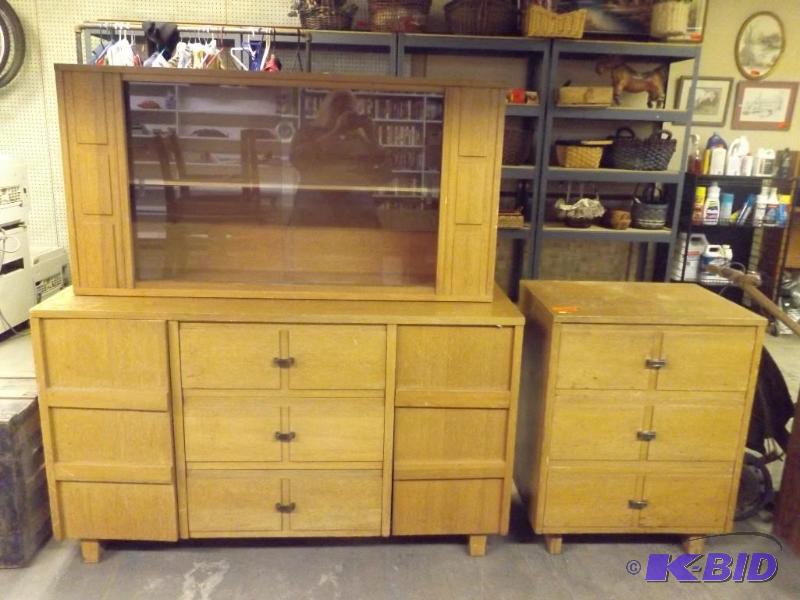 Matching Hutch and side drawers. Hutch is 56...