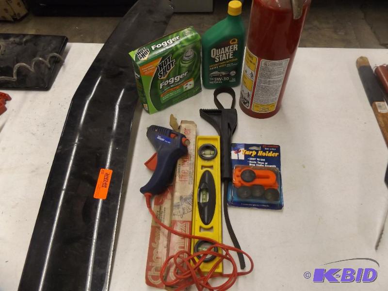 Fire extinguisher, glue gun, small level, bug...