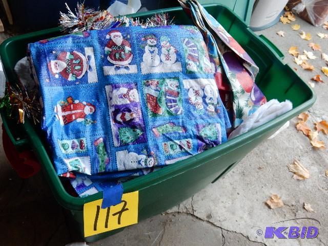 lot 117 image: Tub of Christmas decorations.. Lots in this o...