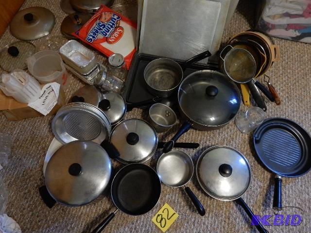 lot 82 image: Misc. pots pans, Cookie sheets, etc.. See clo...