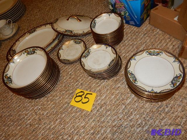 lot 85 image: Hand Painted Noritake China.. No 26979.. 2 Se...