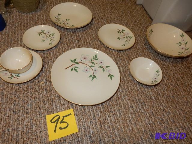 lot 95 image: Rhythm, No. K50N4. 11 Dinner plates, 10 cups ...