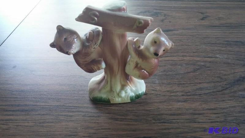 S & P Shakers