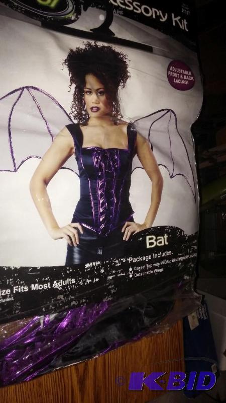 Costume
