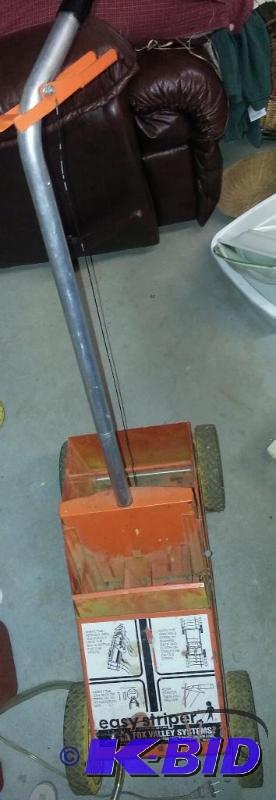 lot 5 image: Stripper