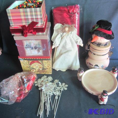 Christmas Gifts, Decor