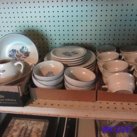 Pfaltzgraff Dinnerware