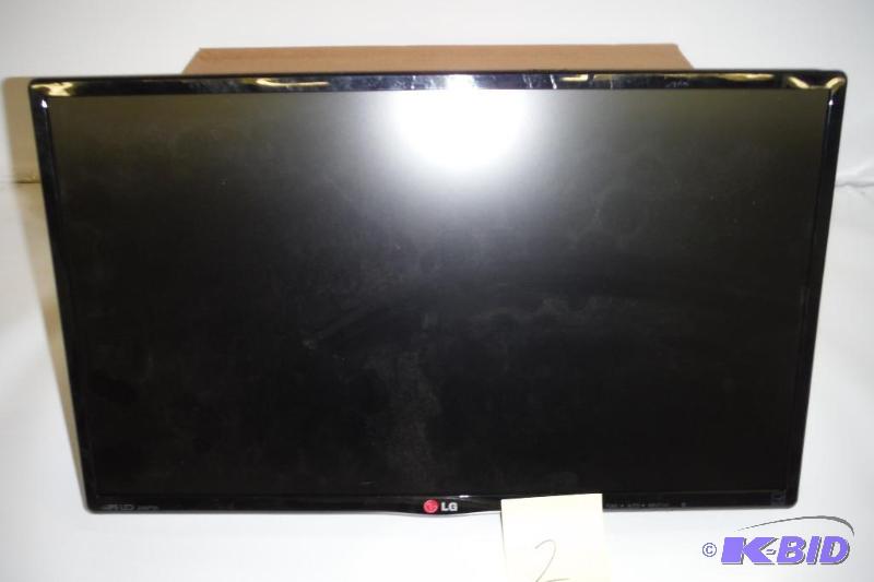 lot 2 image: LG 24 IPS LED Monitor 24MP56HQ-P - Super Resolution - Slim & Narrow Bezel