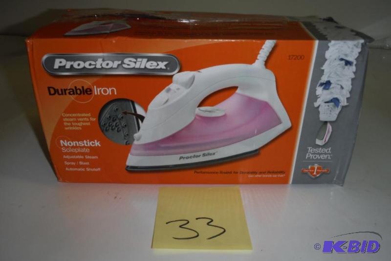 lot 33 image: Hamilton Beach Proctor Silex 17200 Clothes Iron Pink