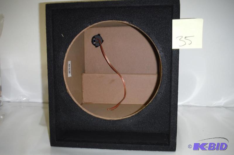 lot 35 image: 12 Sub box wired