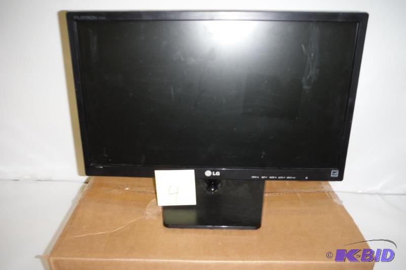 lot 4 image: LG E2242T 22-Inch Widescreen 1080p LED LCD Monitor
