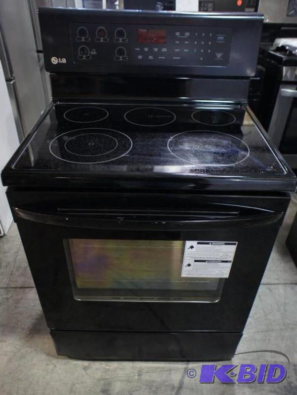 New LG Stove Model # (LRE3023SB) Electric Ran...
