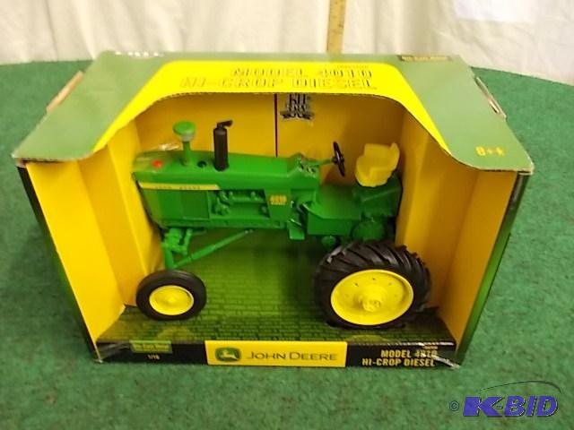 lot 17 image: 116 Ertl JD Model 4010 Hi-Crop Diesel Tracto...