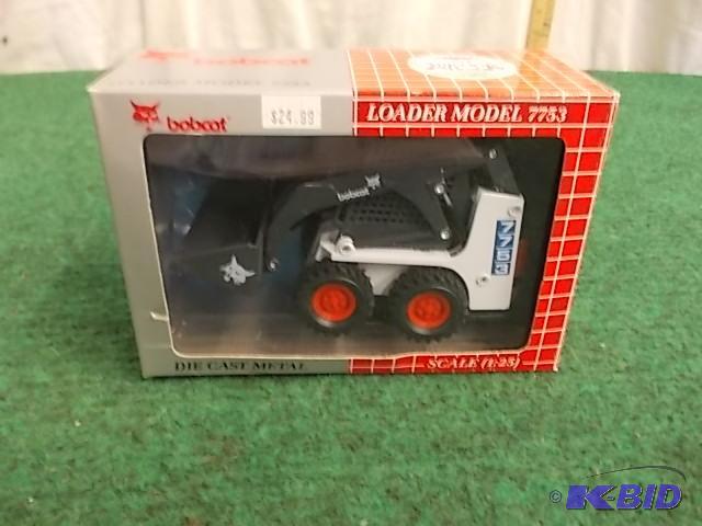 lot 47 image: Melroe&nbspBobcat Loader Model7753...