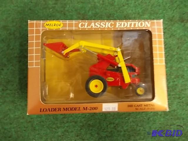 lot 53 image: Melroe&nbsp125 Loader Model M200...