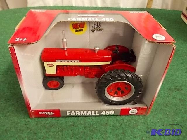 lot 60 image: Ertl&nbsp116 Case IH Farmall&nbsp460 ...
