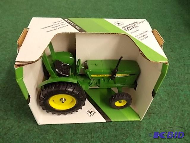 lot 75 image: Ertl 116 JD Compact Utility Tractor...