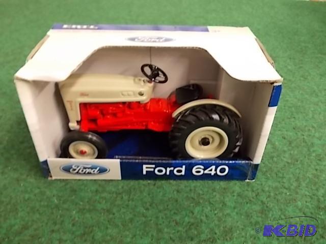 lot 79 image: Ertl 116 ford 640 Tractor...