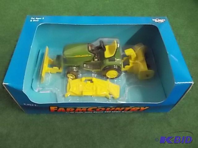 lot 88 image: Ertl 116 Farm Country John Deere 345 Lawn Tr...