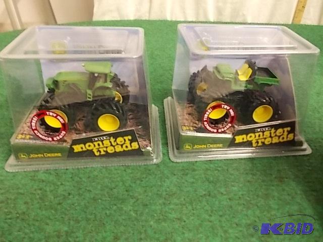 lot 93 image: Ertl&nbspJD Monster Tread Gator & Tracto...