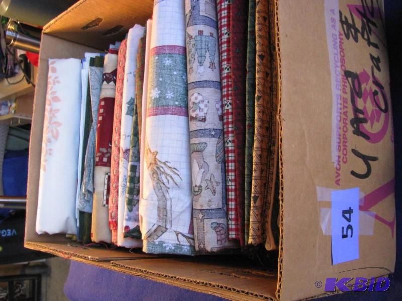 25 smaller pieces of fabric for quilting &amp...