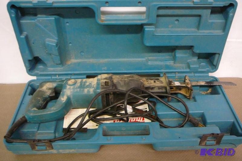 Makita&nbspRecipro Saw Model # JR30301...