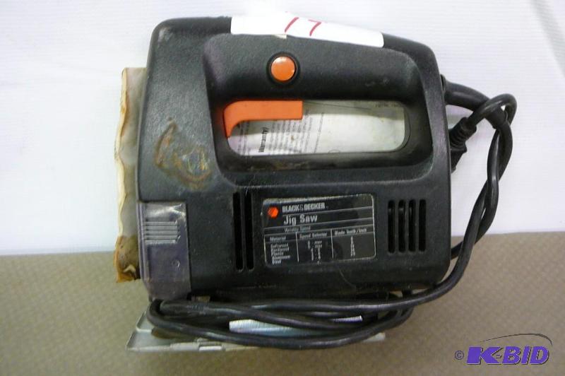Black &amp Decker jig saw WORKS...