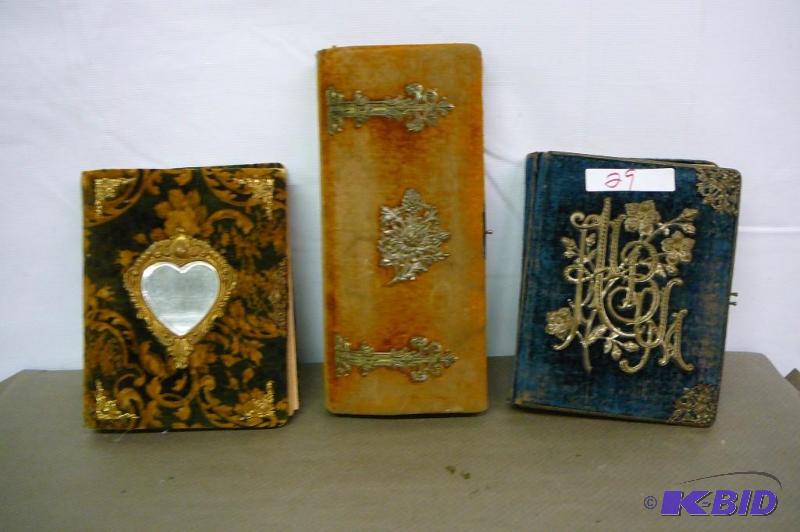 3 Vintage picture books&nbsp...
