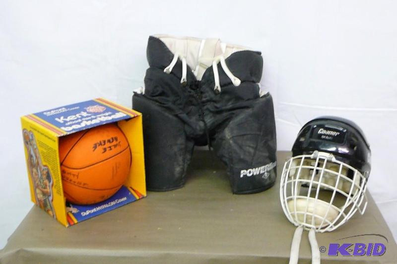 Basket ball, Cooper SK600 hockey&nbsphelmet ...
