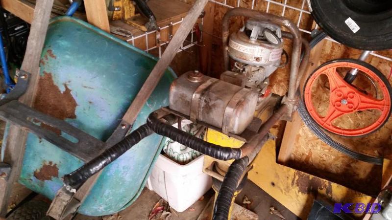 lot 29 image: Jumping jack  power rammer, plate tamper.  used for tamping