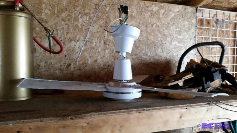 lot 32 image: Commercial Ceiling fan.  New