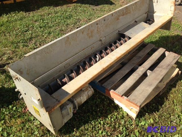 lot 5 image: 2014 Tailgate sander (was on the F550 in this auction.)  complete, WARRANTY