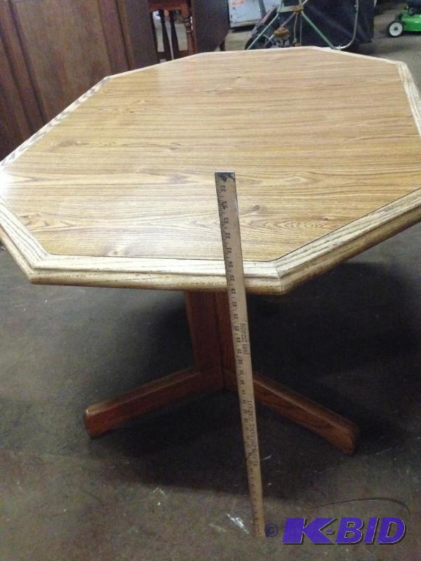 lot 39 image: Dining Table Laminate oak bumps at joints. 59...