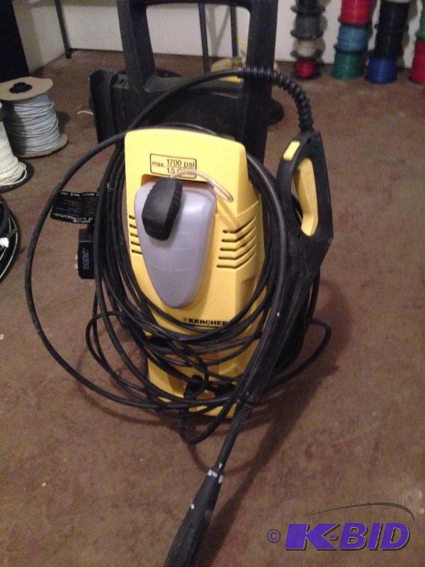 lot 7 image: Karcher Pressure Washer 1700psi Tested doesn...