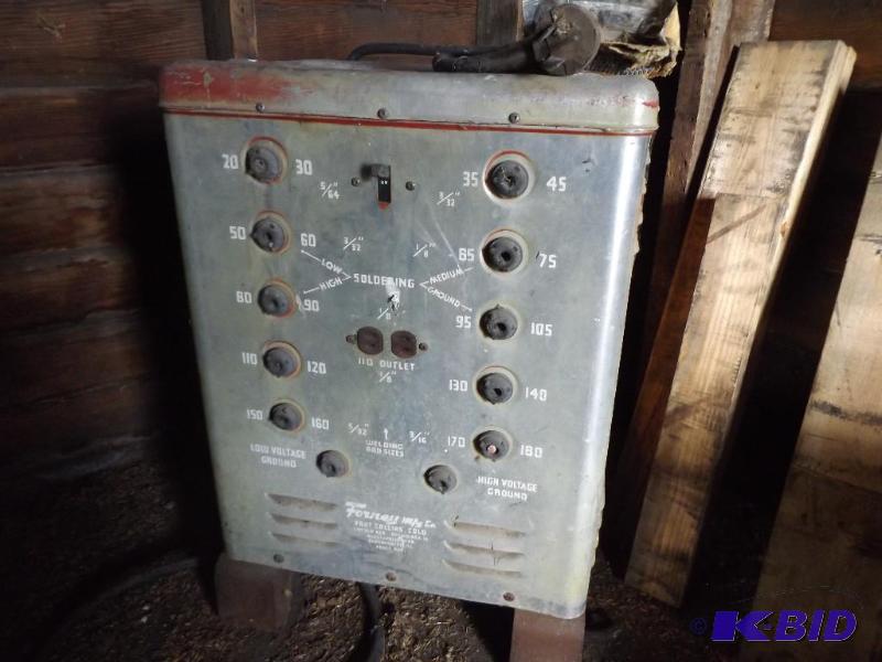 Forney Mfg Co. Welding Machine and welding ro...