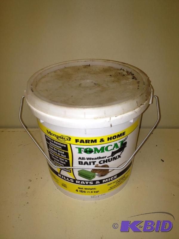 lot 123 image: Rat  Mouse Poison&nbsp...