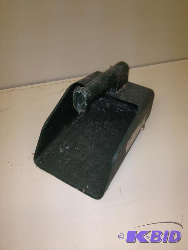 lot 153 image: Feed Scoop &nbsp...