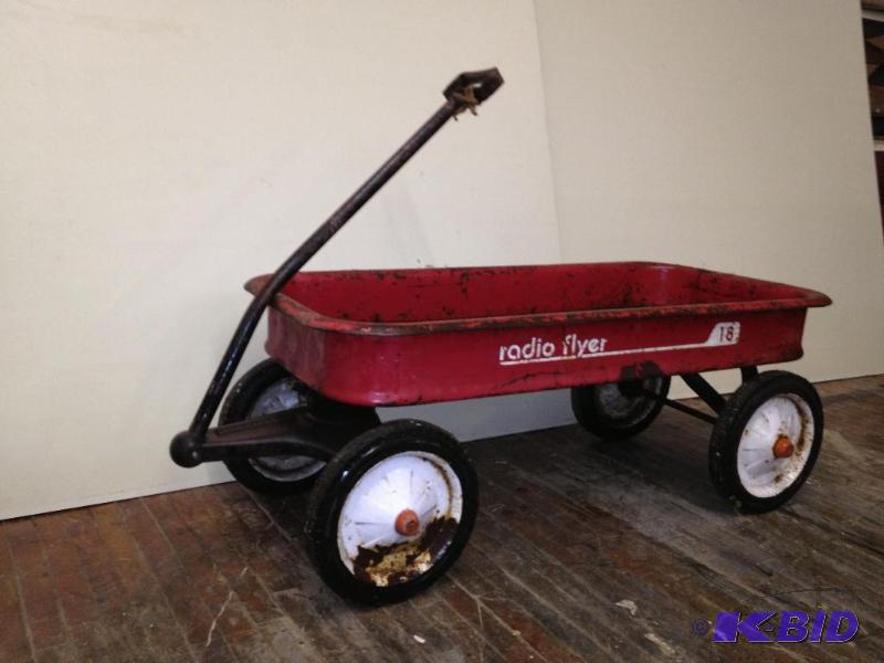 lot 26 image: Retro Radio Flyer Little Red Wagon&nbsp...