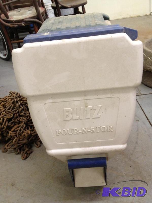 lot 55 image: BLITZ Pour and Stor&nbsp...
