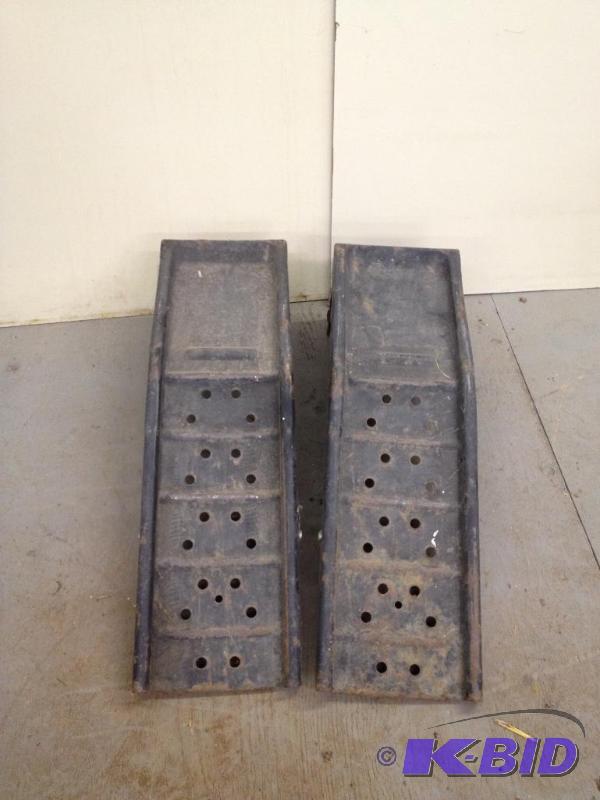 lot 59 image: Set of Car Ramps&nbsp...