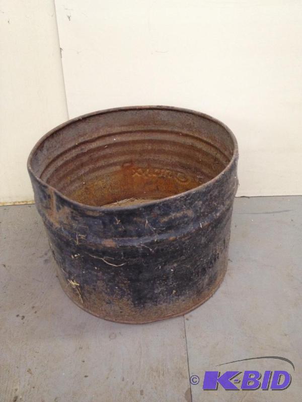 lot 63 image: Tin Bin&nbsp...