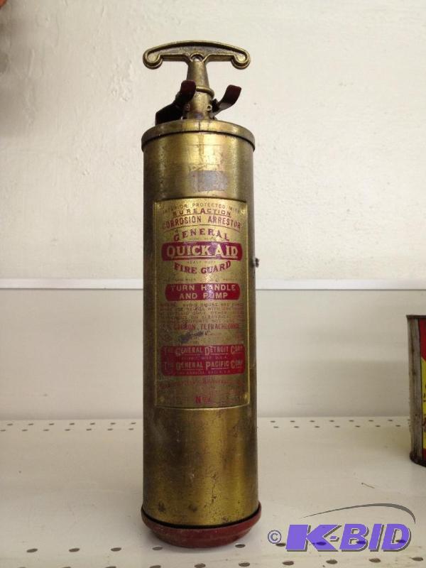 lot 95 image: Vintage Brass Fire Extinguisher