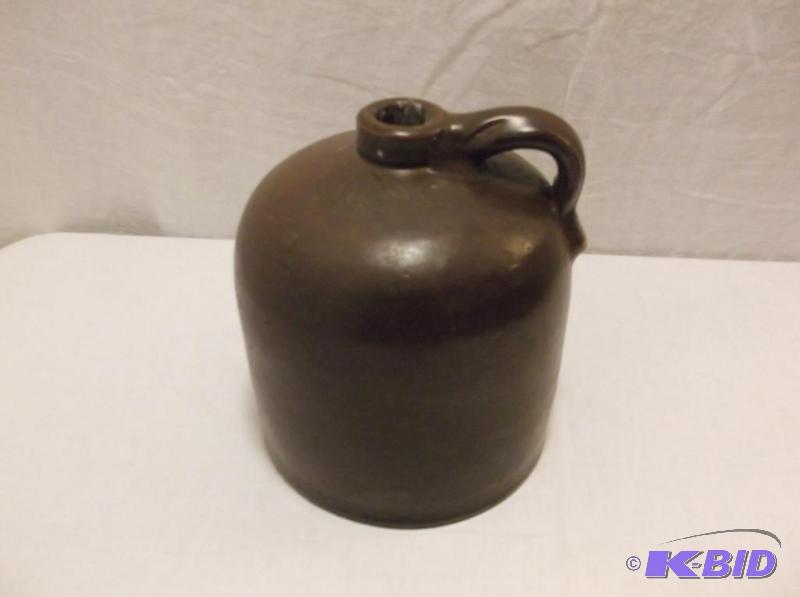 lot 37 image: Nice beehive jug has a small chip on bottom g...