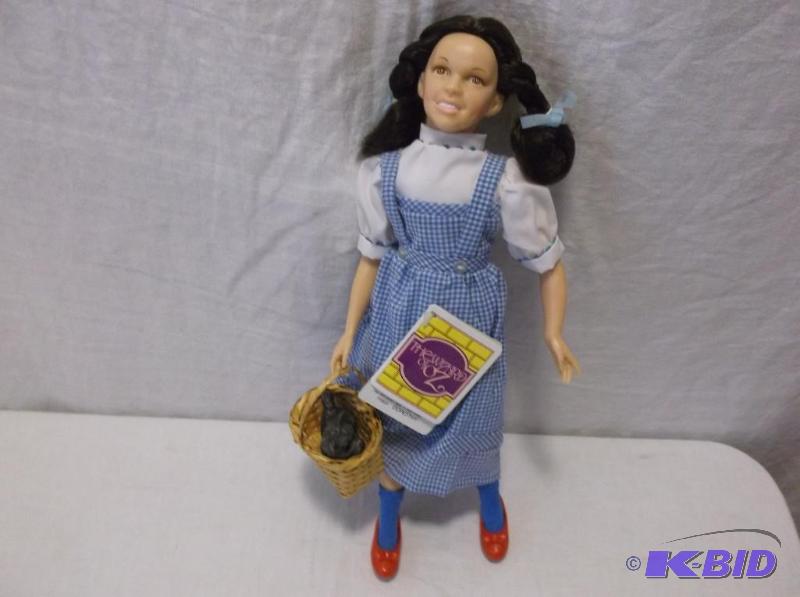 lot 74 image: Collectable 1987 Dorothy doll with Toto in wi...