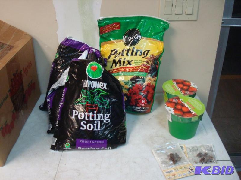 lot 112 image: Lot Of New Potting Soil And Mix...